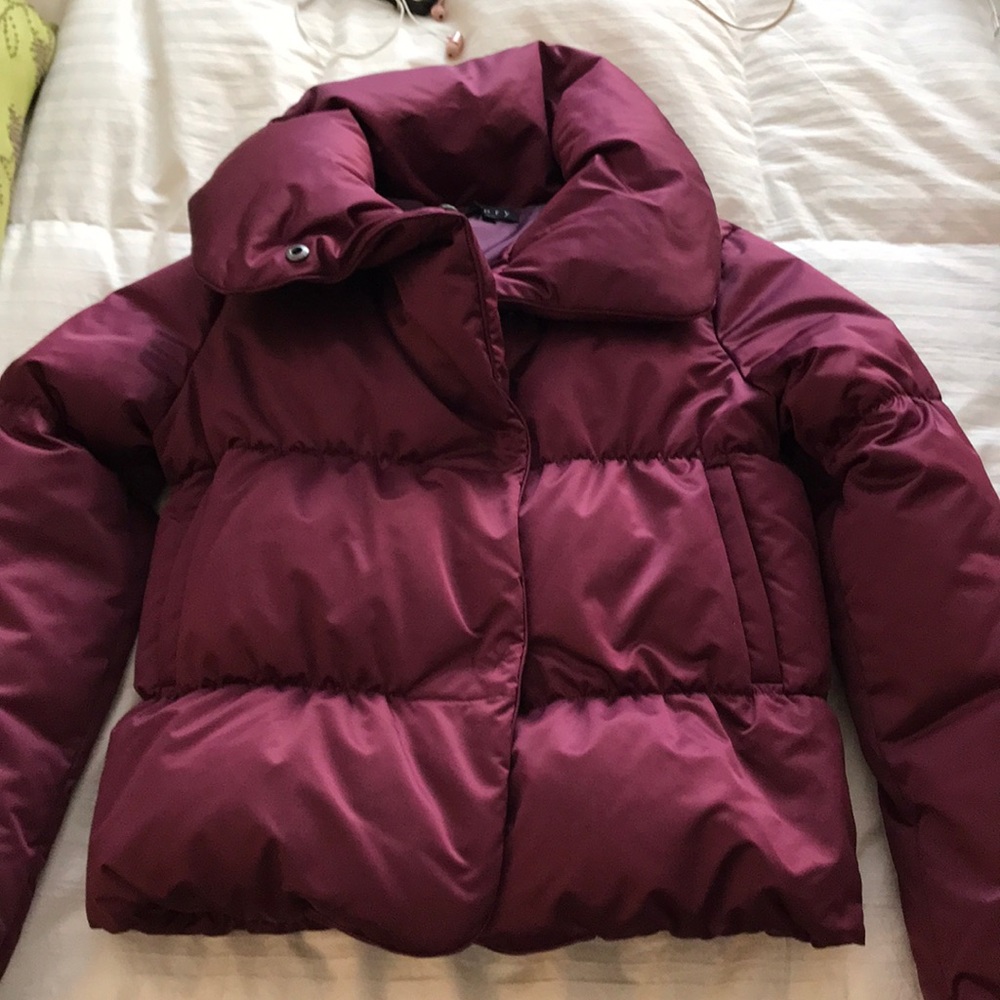 Theory Plum down puffer, Size M